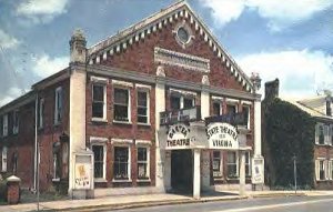 barter2.jpg
A 1940s era post card depicting Barter Theater, State Theater of Virginia, located in Abingdon, VA.
