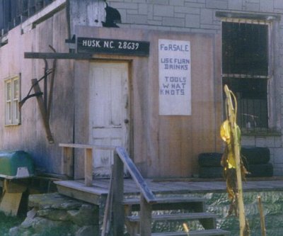 huskpo.jpg
Now closed, this post office building was photographed by Heather Sexton.
