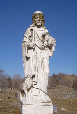 000_0036.jpg
This statue is located in Elizabeth Cemetery in Saltville.
