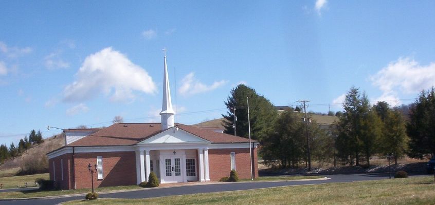 100_1305.jpg
Midway Chapel Church located along Highway 107 midway between Saltville and Chilhowie, Virginia.  This building was formerly a bank, and a local wag has nicknamed it the First National Church of God. Photo March 22, 2006 by Jeff Weaver
