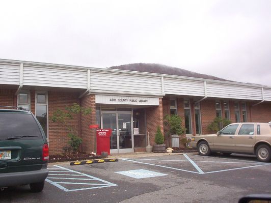 Ashe County Library
Photo October 20, 2006 by Jeff Weaver.
