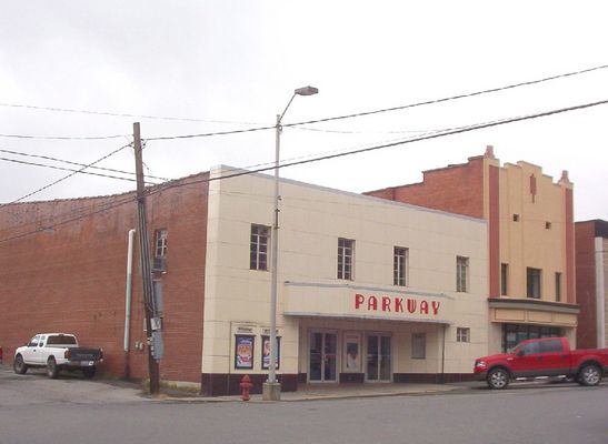 100_1788.jpg
This is the only movie theater in Ashe County.  Photo by Jeff Weaver October 20, 2006.
