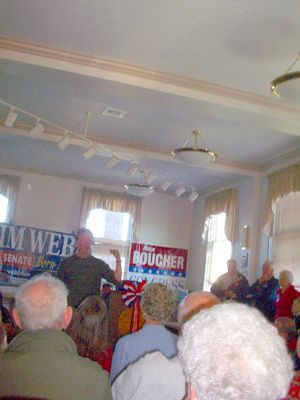 100_1856.jpg
This photo was taken November 4, 2006 by Jeff Weaver at the Democratic Party rally in the Marion Town Hall.  Senate candiate Jim Webb is making his speech.
