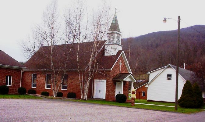 Smethport - Smethport United Methodist Church
Photo by Jeff Weaver, April 18, 2007.
