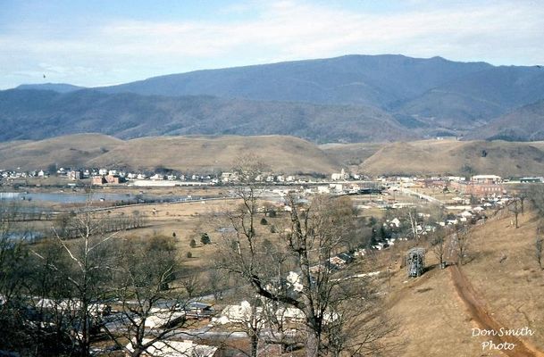 107_IN_1964085.jpg
This photo by Don Smith, was taken in January 1964 from the future Saltville overlook.  Courtesy of Don Smith [email]dsmith1043@comcast.net[/email]
