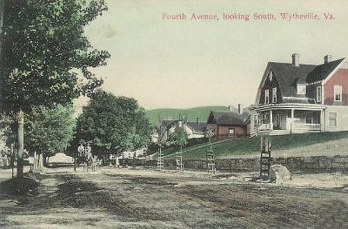 4thavenue1908.jpg
This is a 1908 postcard scene of a residential section of Wytheville.
