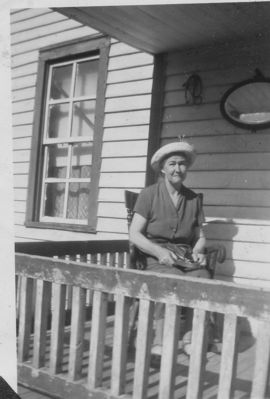 868.jpg
Daughter of Elder Jeter Calton Blevins and Rosa Sage.  Taken in 1954 in Grassy Creek.
