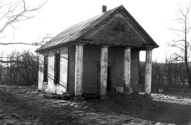 BankofSpeedwell5.jpg
This is the old Quaker Church at Speedwell.  Photo courtesy of David Arnold .[email]david.arnold@adelphia.net[/email] identification courtesy of Adam Linkous [email]adam_linkous@yahoo.com[/email].
