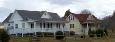 Fries - Blair's Ferry Homes
Homes at (historic) Blair's Ferry section of Town of Fries, Providence Dist., Grayson.  These homes predate the Town of Fries.  Photo by Shawn Dunford.  Courtesy of David Arnold
