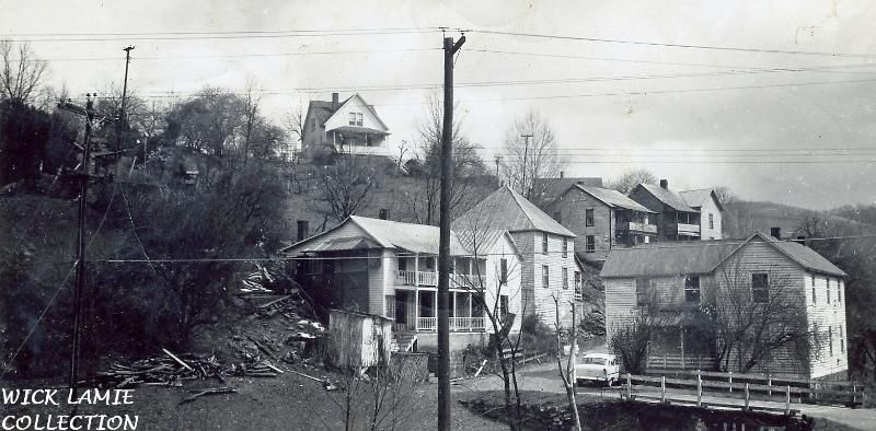 CEDARBRANCH1956761.jpg
THIS IS THE CEDAR BRANCH AREA LOOKING EAST FROM HWY 91 NEAR WHERE THE BRIDGE CROSSES THE RIVER ON EAST MAIN ST.   THE PICTURE WAS MADE IN 1956 AND IS FROM THE WICK LAMIE COLLECTION.
 
Courtesy of DON SMITH [email]dsmih1043@comcast.net[/email]

