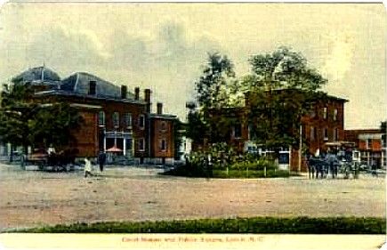 Caldwellchsq1907.jpg
This postcard dates from 1907.
