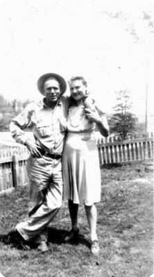 Perkins, Harry and Kate Jones Perkins
Harry Perkins, son of Gordon and Kate Jones Perkins with his wife Ethel Glover Perkins. Courtesy of Cathy Bell [email]cjbell47@goldenwest.net[/email]

