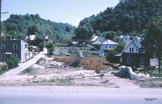 Intersection107and91June1964(2).jpg
This photo was taken June 1, 1964.  Courtesy of Don Smith [email]dsmith1043@comcast.net[/email]
