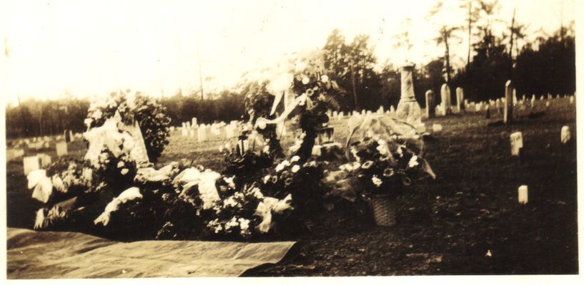 J.A.Eggersgrave.jpg
This is the grave of J. A. Eggers, Johnson County, Tennessee.  Courtesy of Linda Viel [email]viel@comcast.net[/email]
