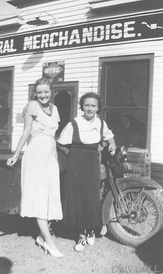 LENAFARRISANDFRIEND001.jpg
THE GIRL ON THE LEFT IS MY MOTHER, LENA FARRIS. SHE WAS ABOUT 18 WHEN THIS PICTURE WAS MADE.
 
ELWAY WAS ON RT. 80 NOT FAR FROM ELK GARDEN. THAT CYCLE SORT OF LOOKS LIKE THE ONE BARNEY FIFE BOUGHT TO PATROL WITH IN MAYBERRY.
 
Courtesy of Don Smith [email]dsmith1043@comcast.net[/email]



