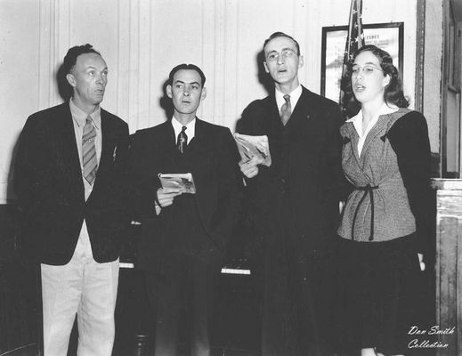 MAINSTREETCHURCHGROUP2.jpg
FROM LEFT...LAWRENCE SMITH / CLAUDE SMITH / JACK CATRON / MARY SUE SMITH.  This photo was made in 1945.  Courtesy of Don Smith [email]dsmith1043@comcast.net[/email]
 
