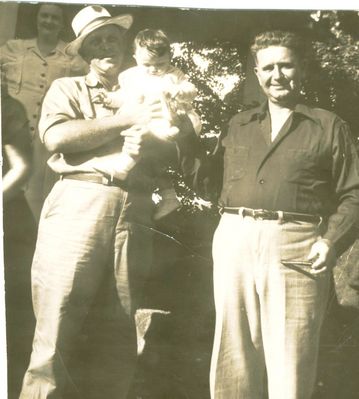 Mary Etta, Fulton and Orville Reeves.jpg
Mary Etta, Marshall Fulton, and Orville William Reeves circa 1955, Nathans Creek.  Courtesy of Carole Eastridge Waters.

