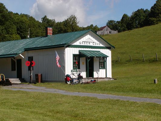 Old Train Station May2004.JPG
Made famous by O. Winston Link, this is a May 2004 photo of the Green Cove Station.  Courtesy of Roxanna [email]rnrgen@aol.com[/email]
