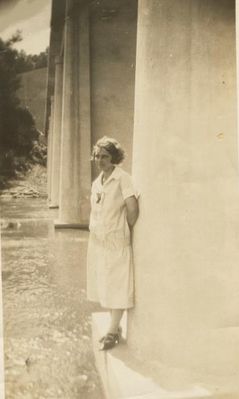 Pauline Eastridge.jpg
Dora Pauline Reeves 1905-1997, Nathans Creek.  Courtesy of Carole Eastridge Waters.
