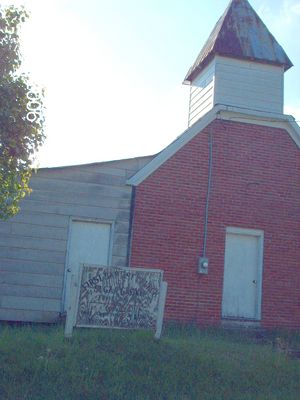 Picture 087~0.jpg
Apparently, this church is no longer in use.  Photo May 3, 2006 by Jeff Weaver.
