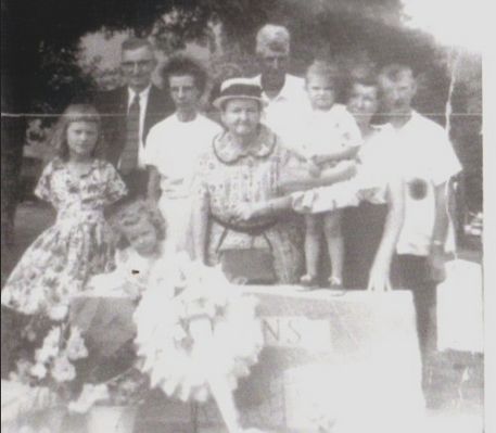 Group at Baptist Chapel Church Cemetery
This picture showsl people at Baptist Chapel Cemetery 
left to right  Juanita Gilbert (child), Mary Brooks (child), Grace Blevins, Alma Blevins Debord, Edith Brooks (child), Irene Deboard Brooks, Earl Debord, in back row Boss Blevins, and Bob Debord.   Courtesy of Mary Testerman [email]marytest@comcast.net[/email]

