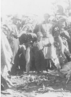 Richardson, William Nathan and Lockie Louvenia Baldwin
William Nathan Richardson & Lockie Louvenia Baldwin Richardson w/ Wade Madison Richardson in a Tobacco field.  Courtesy of Karen Lovell [email]rackracing@charter.net[/email]
