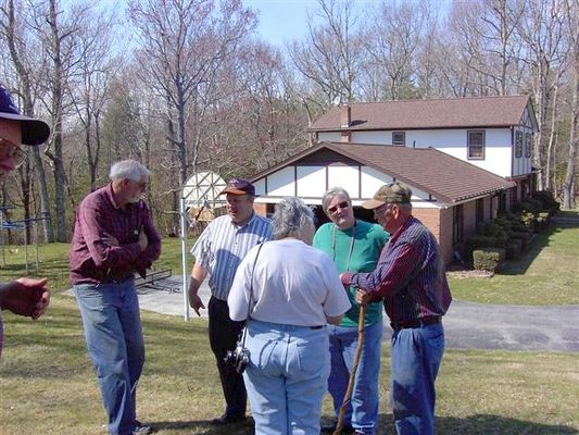 Rick Lindammod, Shirley Kurtz, Ginger Ballard, Ralph Winesette
April 7, 2006, photo by Carol Lindamood.  Photo of a group of people investigating reported Revolutionary War graves on Fisher's Gap Road.  Left to right Charlie ________, Rick Lindamood, Shirley Kurtz (back to the camera), Ginger Ballard, and Ralph Winesette.
