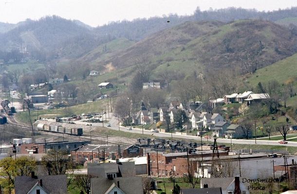 TOWNTELEAPRIL1968099.jpg
This April 1968 telephoto shot shows five Norfolk & Western diesel engines in Saltville and other railroad stock, as well as a view of West Main Street.  Photo courtesy of Don Smith [email]dsmith1043@comcast.net[/email]
