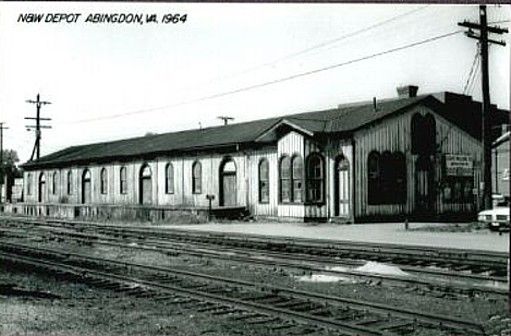 Abingdon - Norfolk and Western Depot
This is a 1964 postcard.
