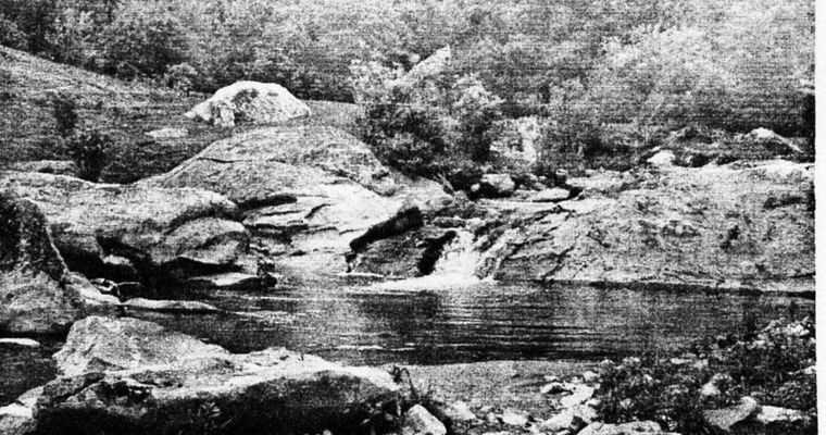 blizzardhole.jpg
Once famous swimming hole on Elk Creek.  This photo is from the early 1960s.
