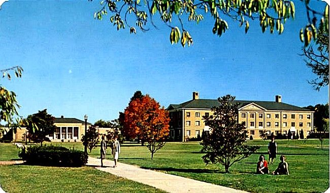 Radford - Bolling Hall
According to the blurb on the back of this 1970s postcard, Bolling Hall provided housing for 135 female students at Radford University.
