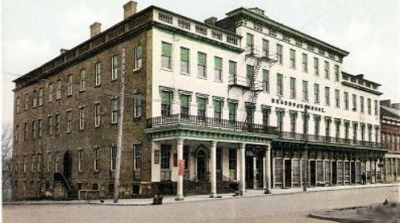 braddockhouse
From a circa 1950 postcard.
