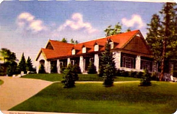 Blowing Rock - Country Club
From a 1940s post card.
