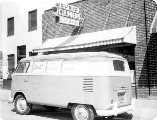 busiccleaners.jpg
This is an early 1960s photo of a business in Galax.
