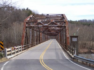 Fries - Carrico Memorial Bridge
Carrico Memorial Bridge on State Rd.94, Fries P.O. Grayson Co.VA.
Photo by David Arnold
