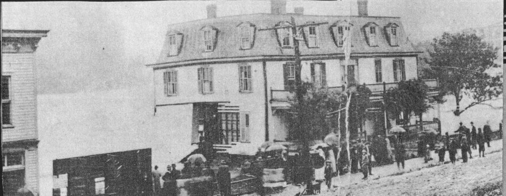 colonialinn.jpg
This is a circa 1910 photo of the Colonial Inn, a hotel to entertain travellers to Washington Mills in Fries.
