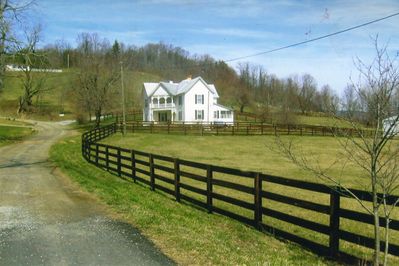 Comers Rock - Farm Stead
Beautiful Victorin Home and nice farm.  Photo by Jeff Weaver, March 21, 2008.
