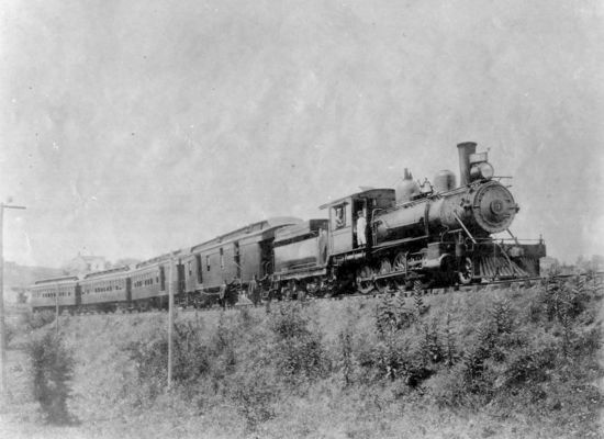 creepertrain1919.jpg
This August 1919 photo shows the Virginia Creeper near Whitetop.
