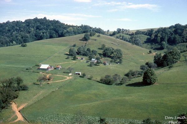 crenshaqfarm.jpg
THE CRENSHAW FARM / BEAVER CREEK AREA NEAR SALTVILLE, VA. / SEPTEMBER 1963.  Courtesy of Don Smith [email]dsmith1043@comcast.net[/email]

 
