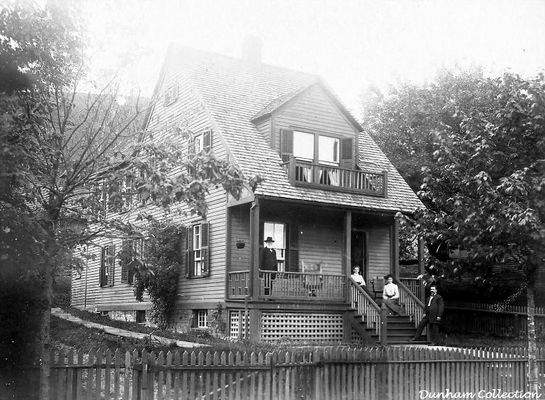 Dunham, M. S. Family
THE M. S. DUNHAM FAMILY  /  WEST MAIN STREET  /  SALTVILLE, VA.  /  CIRCA 1907
 
PHOTO FROM DUNHAM COLLECTION.  Courtesy of Don Smith [email]dsmith1043@comcast.net[/email]



