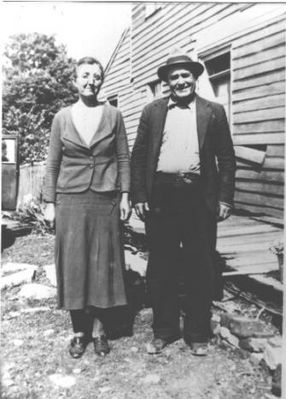 dunisac1.jpg
Isaac Leroy (Ike) Duncan (1884-1948) and his second wife Rosie Quesenberry.  Ike was the son of Benjamin Duncan and Margaret Sutphin.  In 1913 he inherited his parent's home on Main St. in Newbern where this picture was taken.  Courtesy of Jason Duncan [email]jmduncan@statesville.net[/email] 

