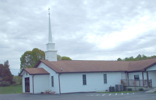 faithfellowship.jpg
Located on Love's Mill Road, photo May 1, 2006 by Jeff Weaver.
