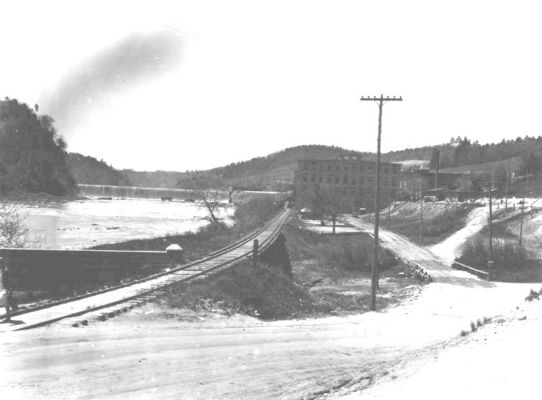 friesmill.jpg
Photo of the Washington Mills facilities at Fries in the early 20th century.
