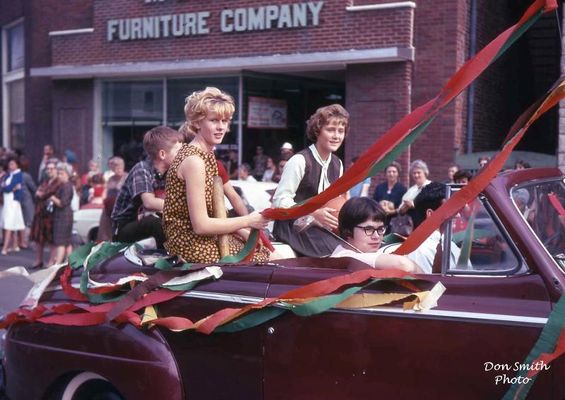 homecoming1966.jpg
FROM LEFT...JEANNIE BRANNON, JANET WERTZ, AND SARAH GROSS...HOMECOMING...OCTOBER 1966....  Courtesy of Don Smith [email]dsmith1043@comcast.net[/email]

 
 
