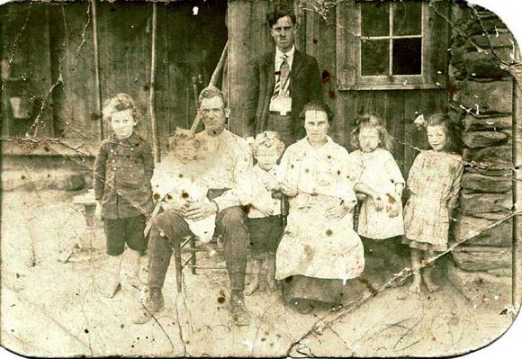 ingrich5.jpg
Family of Richard Ingool (1867-1941).  They lived near Hays on Absher Rd.  The man standing is not known.  (From left with ages) German (9), Fonce (2), Richard (31), Denver (3), Mary Jane (28), Crom (5 months), third child (name unknown, age 5), and Blanch (7).  Summer 1899.  Courtesy of Jason Duncan [email]jmduncan@statesville.net[/email]
