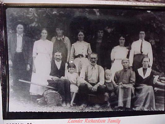 Richardson, Leander and Catherine
Leander and Catherine Richardson and family. Do you know any of the other people in this photo?
Courtesy of Mary Blevins [email]mcblevins@hotmail.com[/email]


