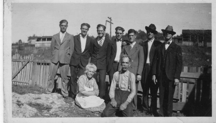 lester13.jpg
Front Mary Folden Lester, Uriah Lester.  Back (left to right), Lacy, Cloyd, Denby, Ray, tom, Charles E, and James D. Lester.
