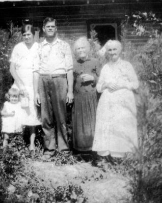 lester43.jpg
Left to right:  Shirley Bowers, Juanita Hawthorne, Charles Lester, Mary Folden, Eliza Folden.
