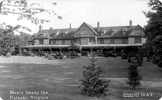 Pulaski - Maple Shade Inn
This is a circa 1930 real photo post card of Maple Shade Inn in Pulaski.
