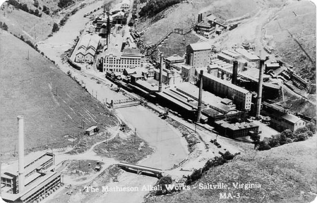 Saltville - Mathieson Alkali Works
This 1930s postcard shows an aerial view of the main Mathieson Alkali Works facilities along the banks of the North Fork of Holston River in Saltville.
